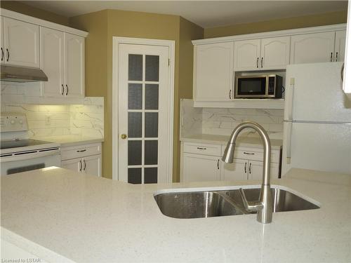 1155 South Wenige Drive, London, ON - Indoor Photo Showing Kitchen With Double Sink