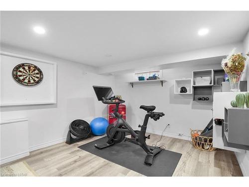 15 Killarney Road, London, ON - Indoor Photo Showing Gym Room
