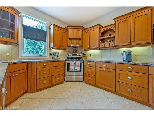 337 Plane Tree Drive, London, ON - Indoor Photo Showing Kitchen