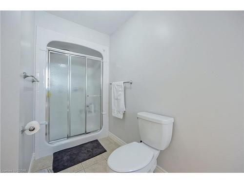 337 Plane Tree Drive, London, ON - Indoor Photo Showing Bathroom