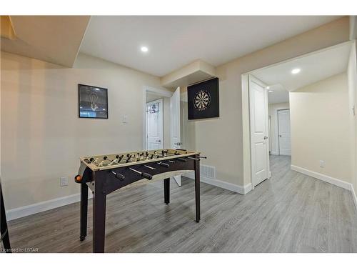 337 Plane Tree Drive, London, ON - Indoor Photo Showing Other Room