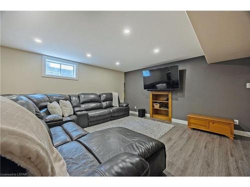 337 Plane Tree Drive, London, ON - Indoor Photo Showing Basement