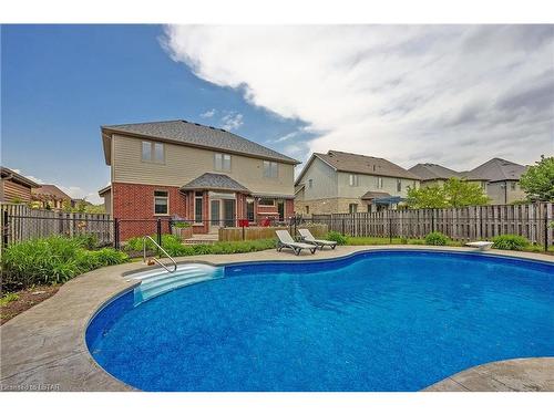 337 Plane Tree Drive, London, ON - Outdoor With In Ground Pool With Deck Patio Veranda With Backyard