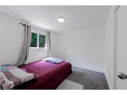 5 Ardsley Road, London, ON - Indoor Photo Showing Bedroom