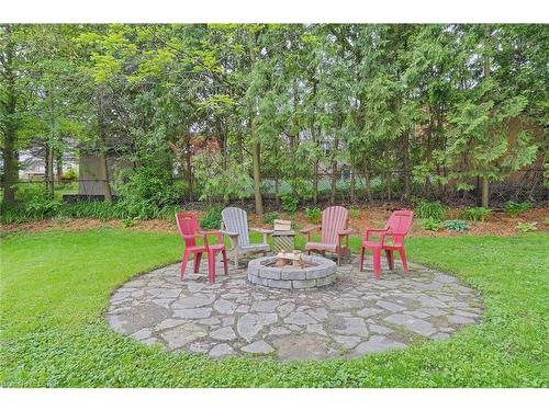 52 Chepstow Close, London, ON - Outdoor With Backyard