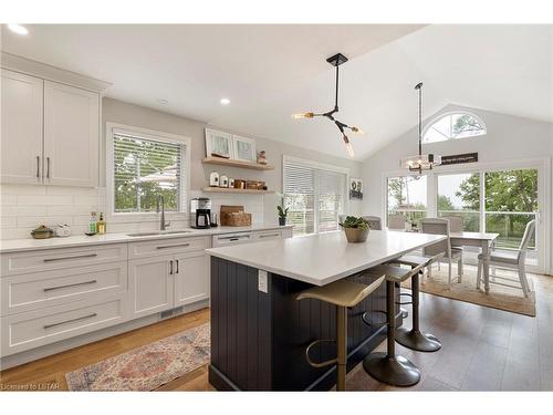 547 West Edith Cavell Boulevard, Port Stanley, ON - Indoor Photo Showing Kitchen With Upgraded Kitchen