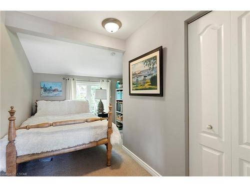 547 West Edith Cavell Boulevard, Port Stanley, ON - Indoor Photo Showing Bedroom