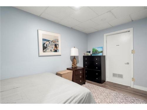 547 West Edith Cavell Boulevard, Port Stanley, ON - Indoor Photo Showing Bedroom