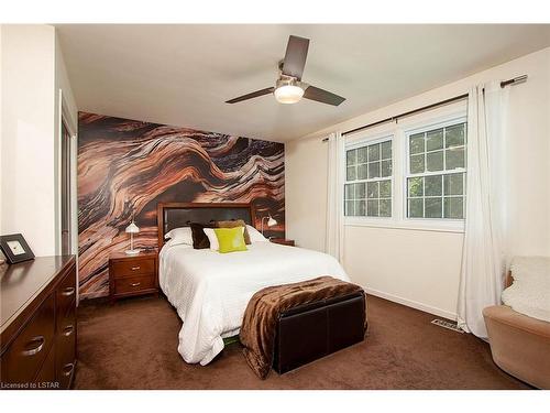 25 Demeyere Avenue, Tillsonburg, ON - Indoor Photo Showing Bedroom