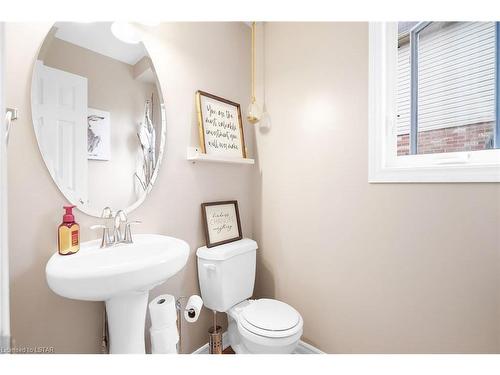 1673 Portrush Way, London, ON - Indoor Photo Showing Bathroom