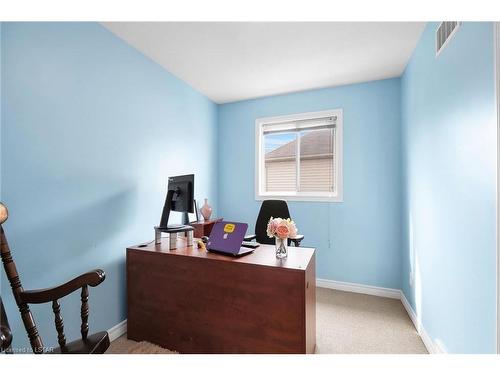 1673 Portrush Way, London, ON - Indoor Photo Showing Office