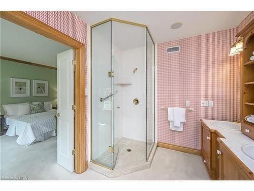 3-4690 Colonel Talbot Road, London, ON - Indoor Photo Showing Bathroom