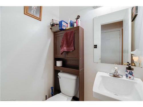 88-1095 Jalna Boulevard, London, ON - Indoor Photo Showing Bathroom