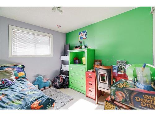 88-1095 Jalna Boulevard, London, ON - Indoor Photo Showing Bedroom