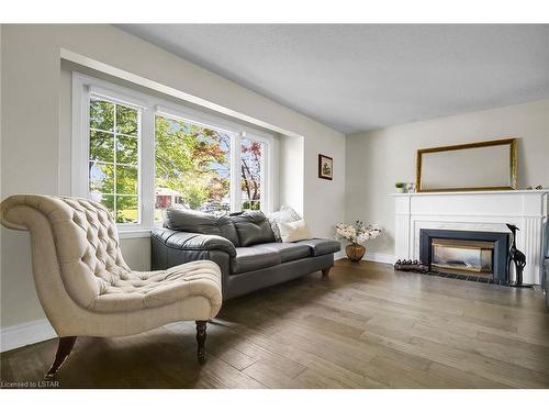 15 Cowan Avenue, London, ON - Indoor Photo Showing Living Room With Fireplace