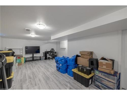 47 Conway Drive, London, ON - Indoor