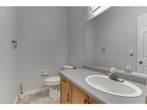 25-1570 Richmond Street, London, ON - Indoor Photo Showing Bathroom