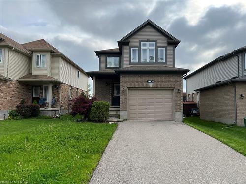 2025 Denview Avenue, London, ON - Outdoor With Facade