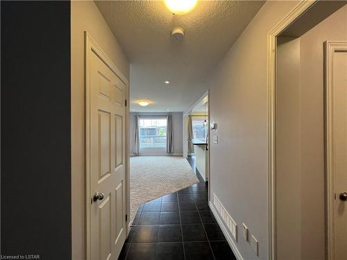 2025 Denview Avenue, London, ON - Indoor Photo Showing Other Room