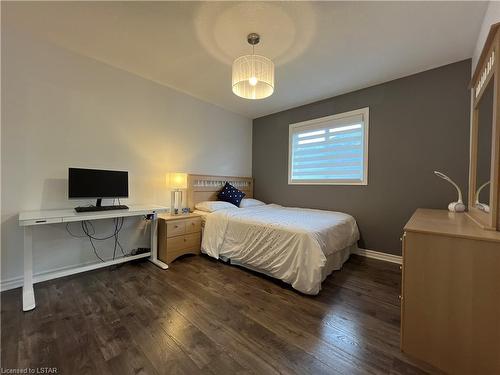1742 Ennismore Crescent, London, ON - Indoor Photo Showing Bedroom