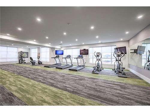 1001-460 Callaway Road, London, ON - Indoor Photo Showing Gym Room