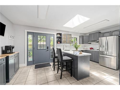 650 Donegal Drive, London, ON - Indoor Photo Showing Kitchen