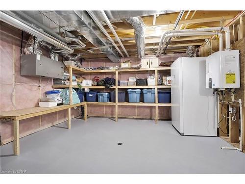 28 Greenbrier Ridge, Dorchester, ON - Indoor Photo Showing Basement