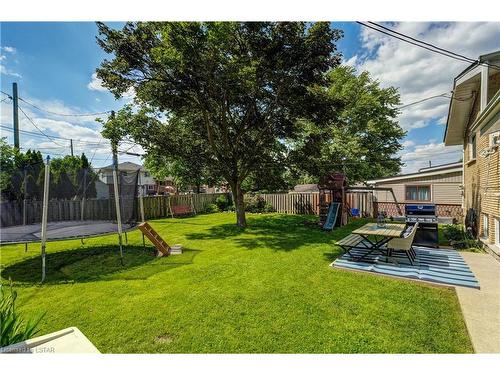 12 Silverdale Crescent, London, ON - Outdoor With Backyard