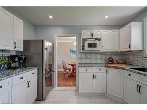 12 Silverdale Crescent, London, ON - Indoor Photo Showing Kitchen