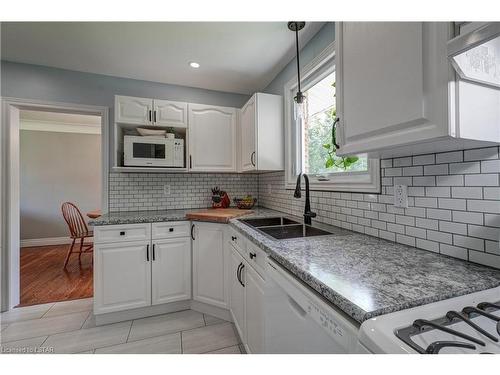 12 Silverdale Crescent, London, ON - Indoor Photo Showing Kitchen With Double Sink With Upgraded Kitchen