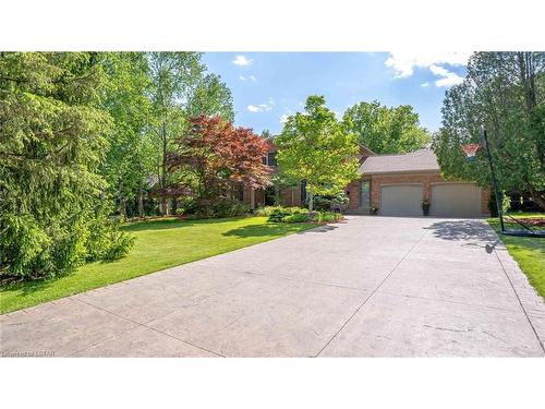 1370 Corley Drive, London, ON - Outdoor