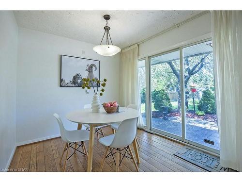 494 Commissioners Road E, London, ON - Indoor Photo Showing Dining Room