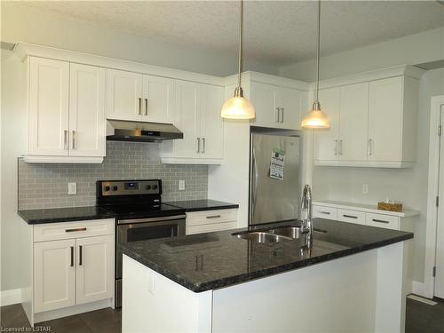 249 Callaway Road, London, ON - Indoor Photo Showing Kitchen With Double Sink With Upgraded Kitchen