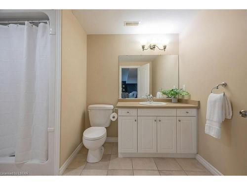 71 Hummingbird Lane, St. Thomas, ON - Indoor Photo Showing Bathroom