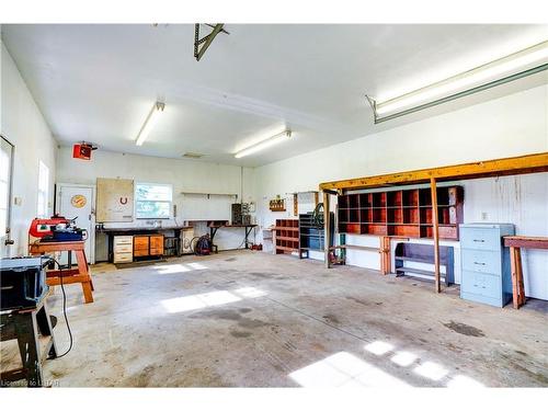 9788 Tower Road, St. Thomas, ON - Indoor Photo Showing Garage