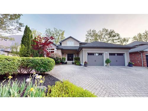 107 Carriage Hill Drive, London, ON - Outdoor With Facade