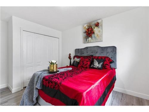 509 Nelson Street, London, ON - Indoor Photo Showing Bedroom