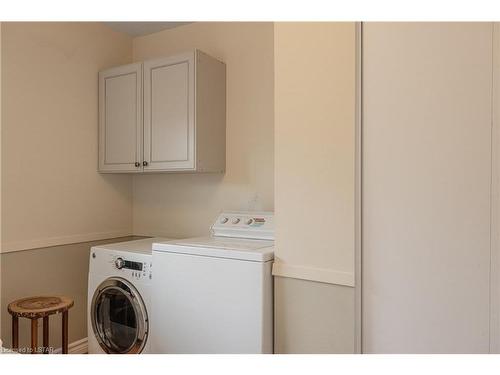 27 Ardsley Road, London, ON - Indoor Photo Showing Laundry Room