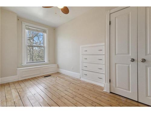 123 Cathcart Street, London, ON - Indoor Photo Showing Other Room