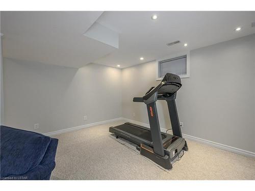 1331 Elson Road, London, ON - Indoor Photo Showing Gym Room