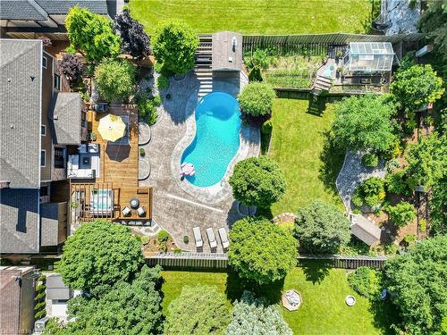 7010 Diane Crescent, London, ON - Outdoor With In Ground Pool