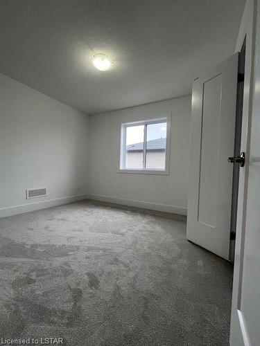 6956 Raleigh Boulevard, London, ON - Indoor Photo Showing Other Room