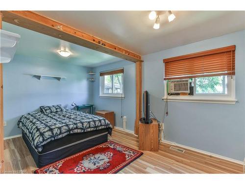 45-825 Dundalk Drive, London, ON - Indoor Photo Showing Bedroom