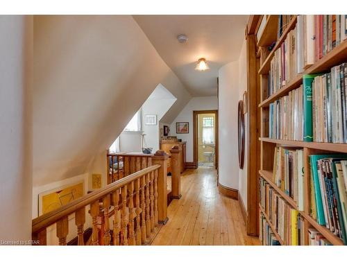 309 Hyman Street, London, ON - Indoor Photo Showing Other Room