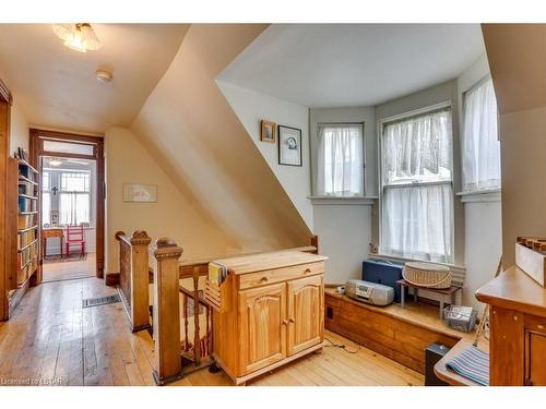 309 Hyman Street, London, ON - Indoor Photo Showing Other Room
