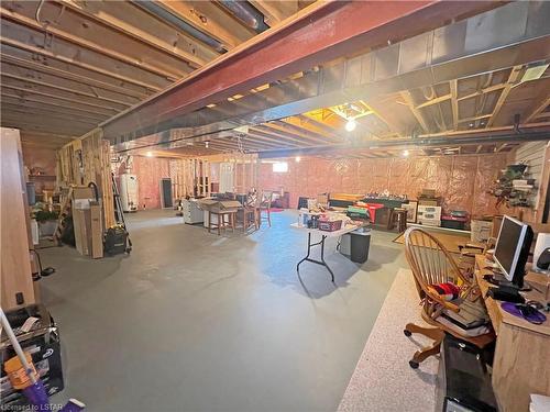 15-101 Southgate Parkway, St. Thomas, ON - Indoor Photo Showing Basement