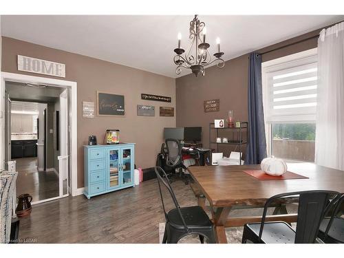 763 Boyle Drive, Woodstock, ON - Indoor Photo Showing Dining Room