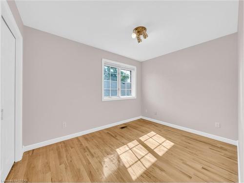 2545 Labelle Street, Windsor, ON - Indoor Photo Showing Other Room