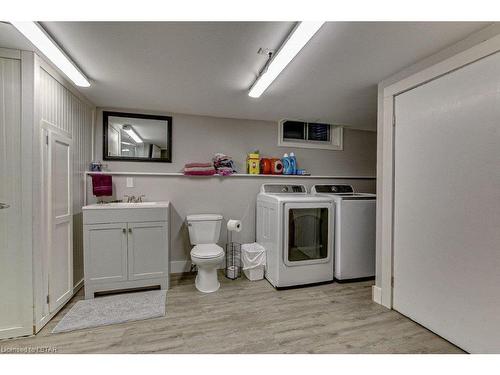 6958 Sunset Road, St. Thomas, ON - Indoor Photo Showing Laundry Room