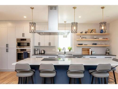 35 Honey Bend, St. Thomas, ON - Indoor Photo Showing Dining Room